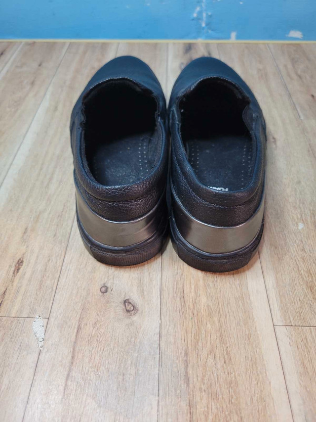 Ladies Cougar slip in comfort sole shoes, leather, size 8 - photo 4