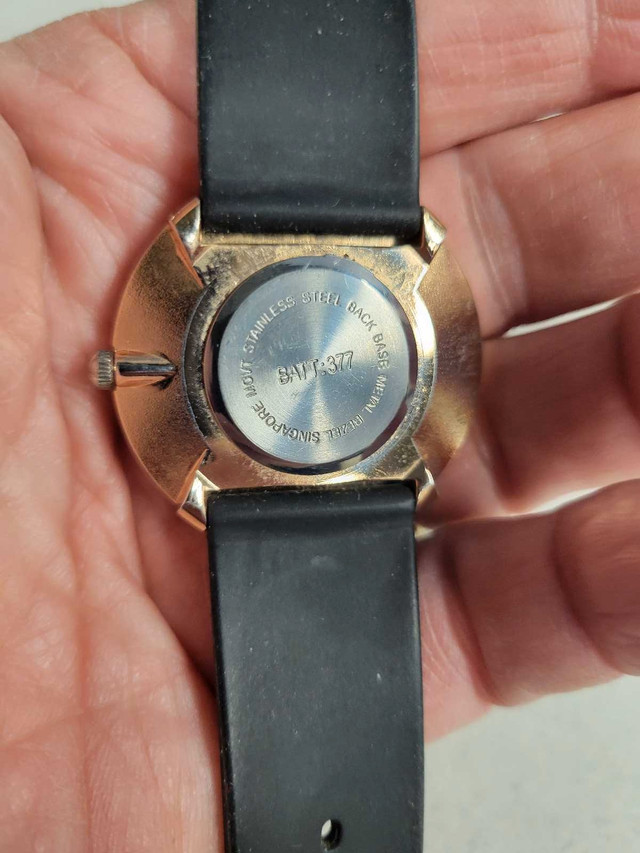 Ladies copper color and marble dial watch. A really looker. - photo 3