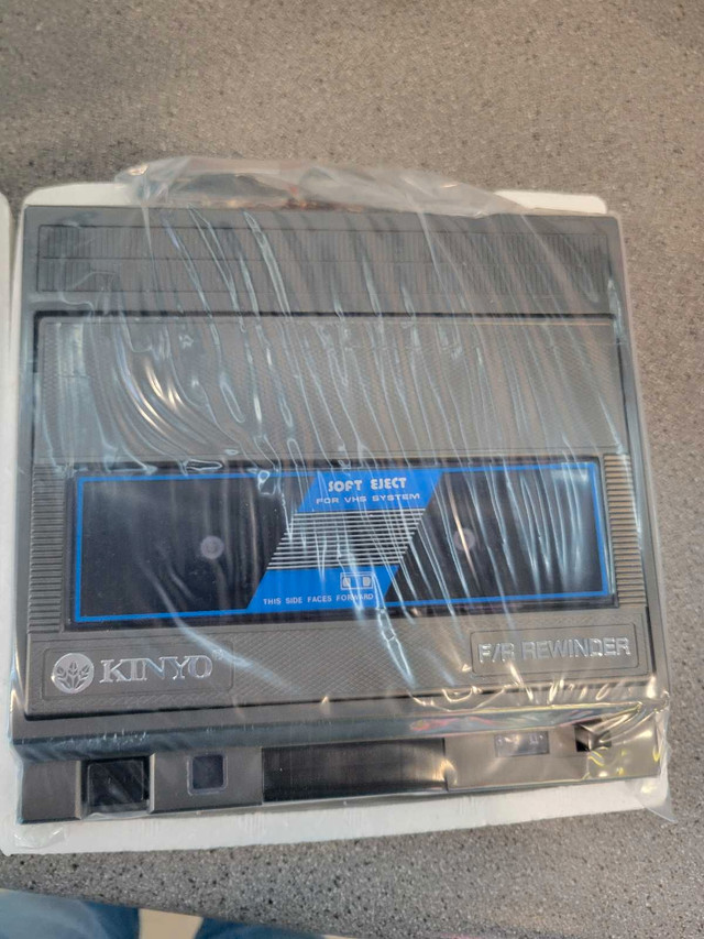 Kinyo KR-22 VHS Rewinder NEW - photo 4
