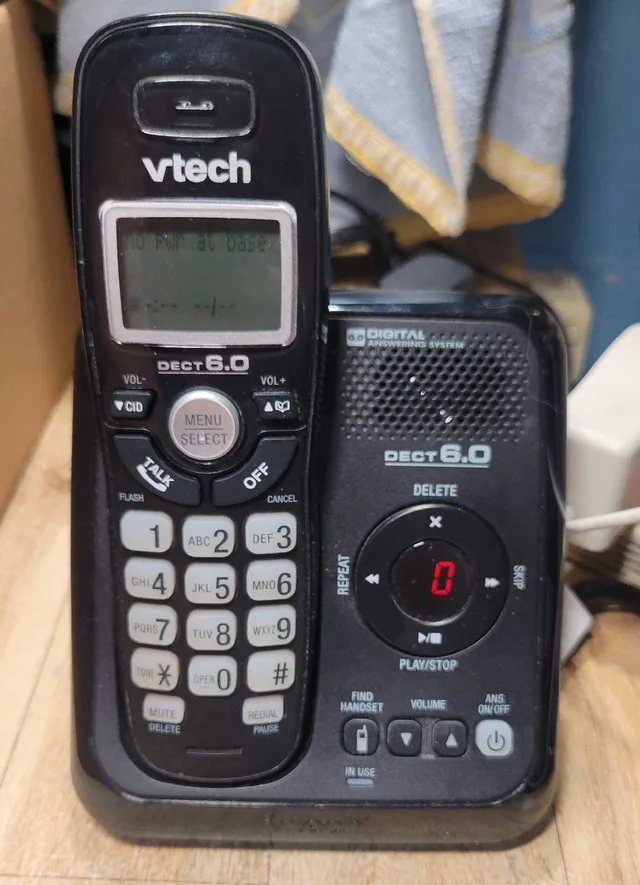 VTech CS6124-11 Cordless Phone w/Answering System