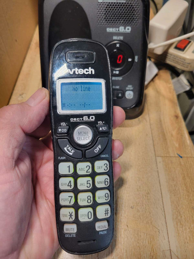 VTech CS6124-11 Cordless Phone w/Answering System - photo 2