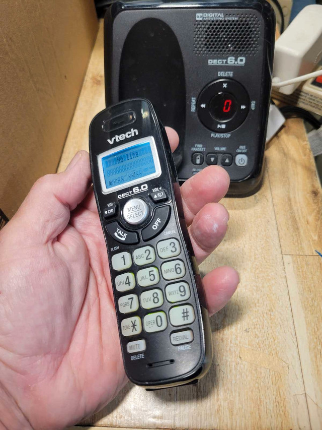 VTech CS6124-11 Cordless Phone w/Answering System - photo 3