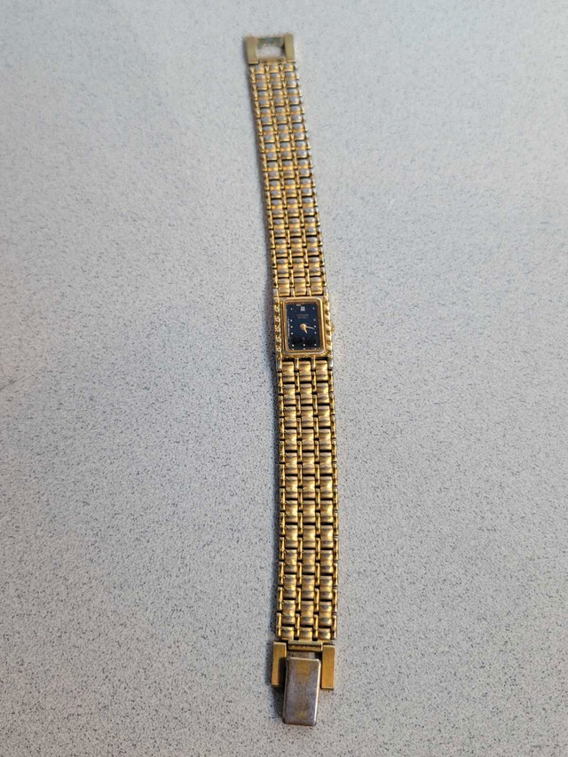 Ladies Citizen dress quartz watch new battery - photo 2