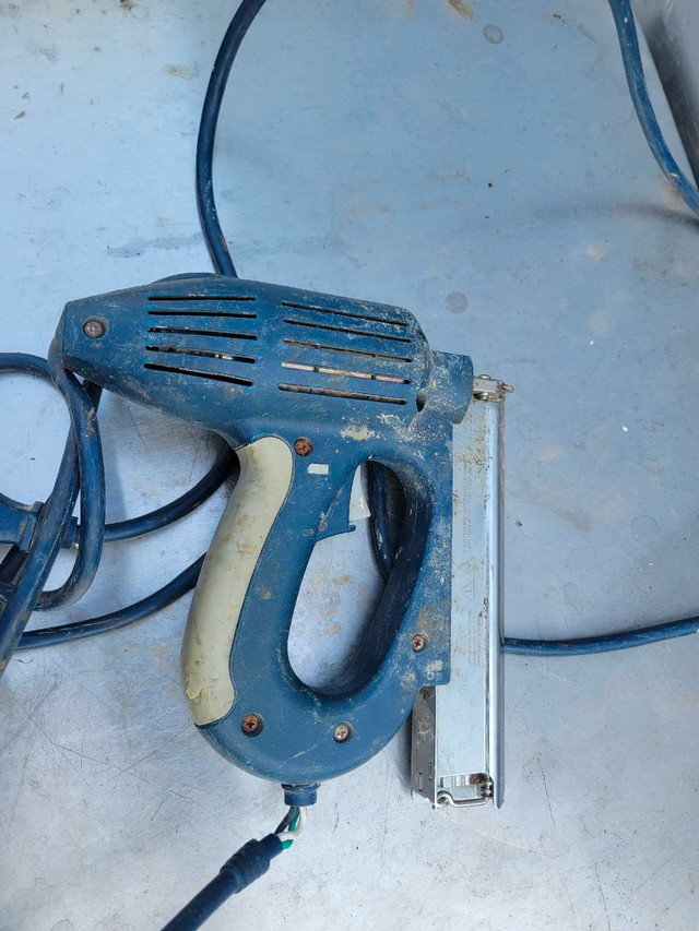 Arrow Nail master 2 electric Brad nailer / gun - photo 3