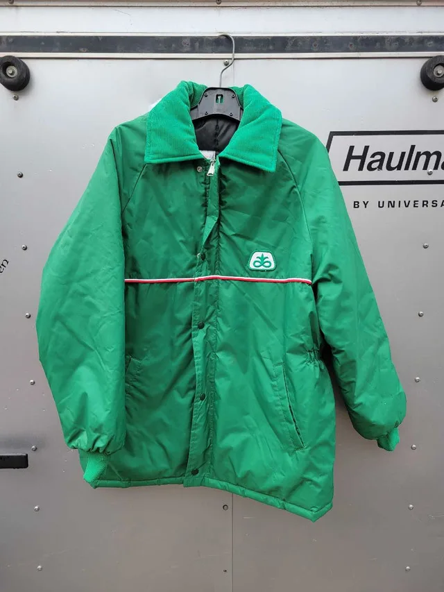 Vintage mens Pioneer Seed Avon Sportswear jacket, made in Canada thumbnail