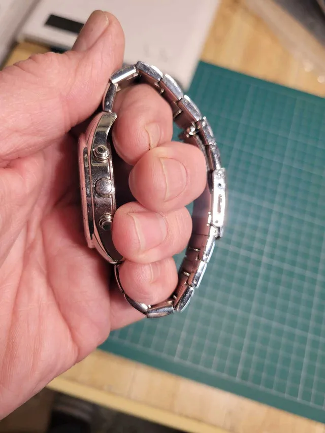 1990s Pulsar Chronograph Fits Small Wrist image indicator(2)