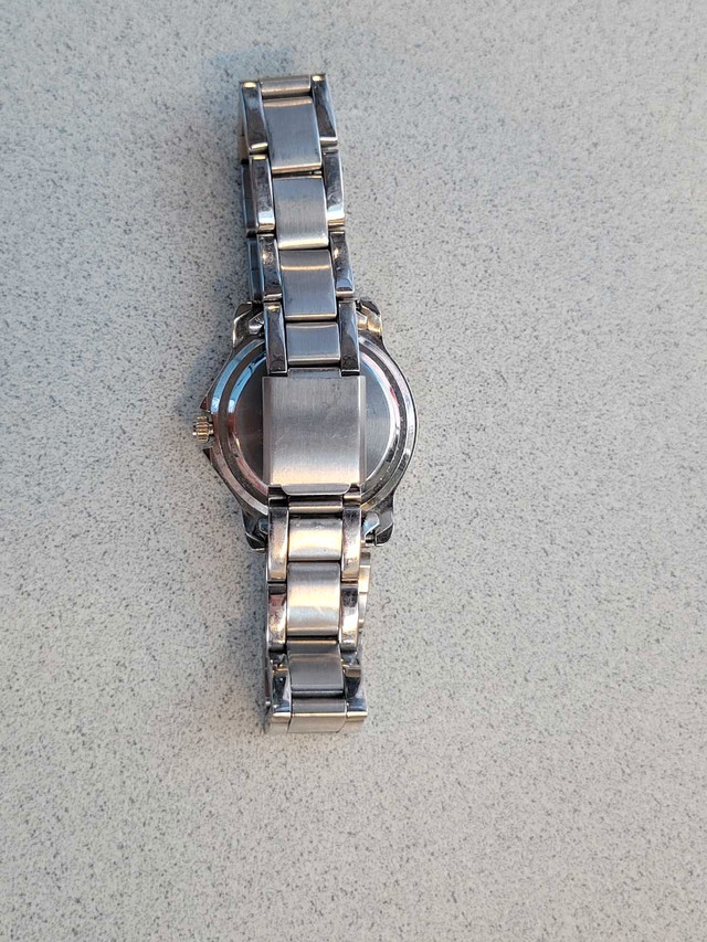 Ladies Wrangler Sport watch, great shape and has that diver feel - photo 4