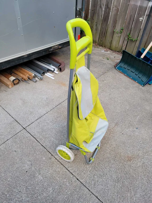 Small folding shopping cart with bag . Works well. thumbnail
