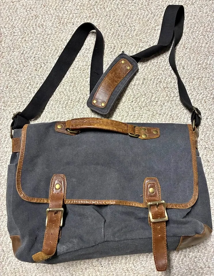 Messenger Bag