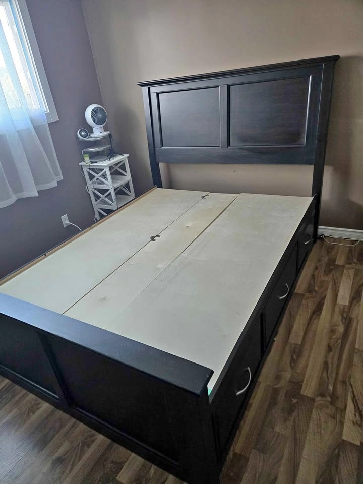 Solid wood queen storage bed frame – Dark espresso