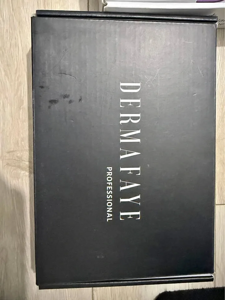 Derma Faye and Gel Icon Professional Nail Kit
