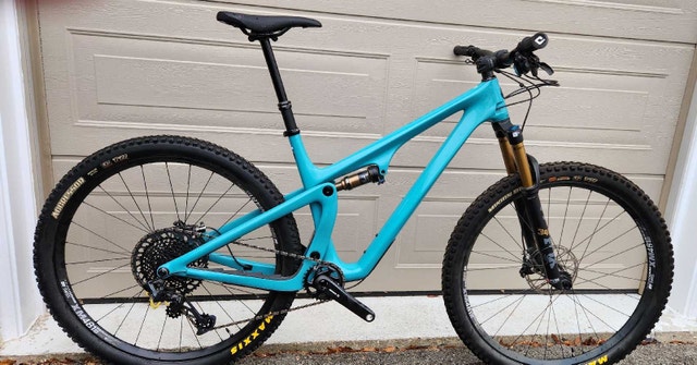 Brand New Yeti SB115 | T2 Carbon | Large | 29 Wheels