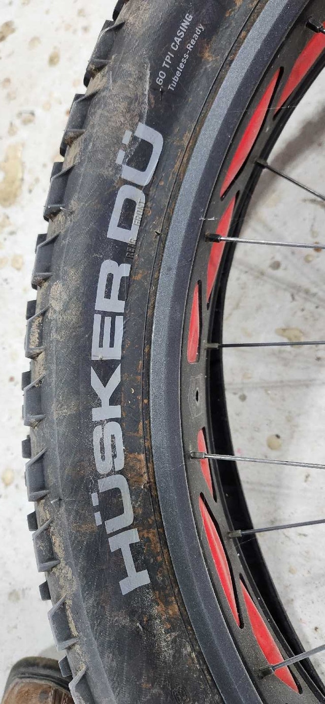45NRTH FAT BIKE TIRE 26x4.8 Husker Du. Two available - photo 2