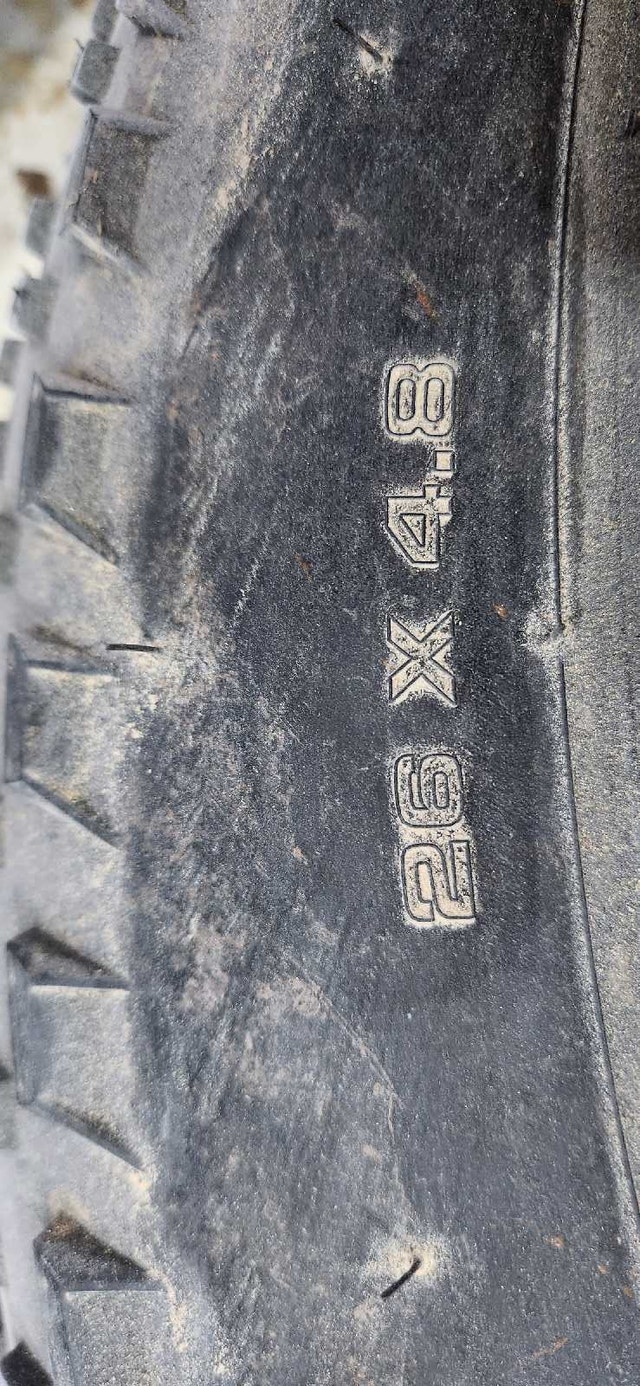 45NRTH FAT BIKE TIRE 26x4.8 Husker Du. Two available - photo 4