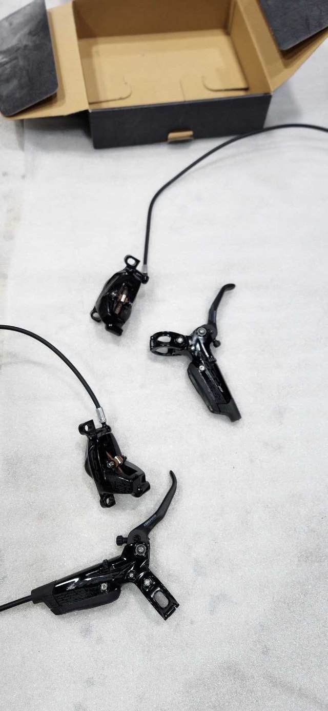 Sram Code RSC 4 Piston Brakes - photo 4