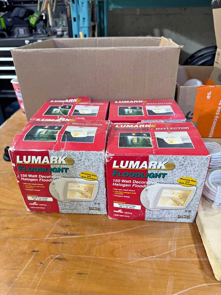 NEW Lumark 150W Halogen Floodlights