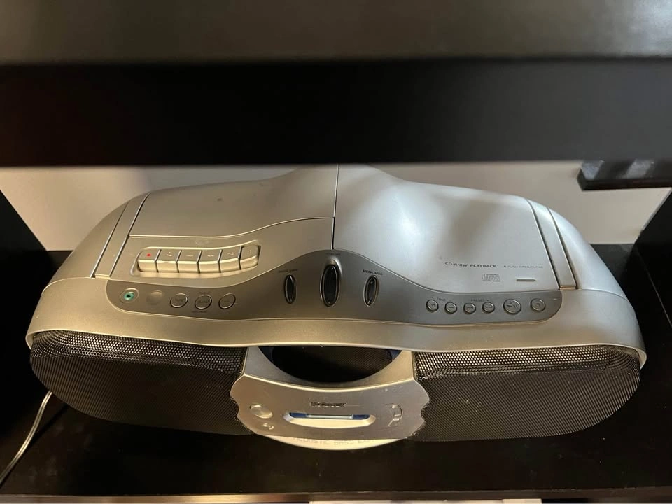 Sony Cassette Tape, radio player with remote (CD player doesn’t - photo 2