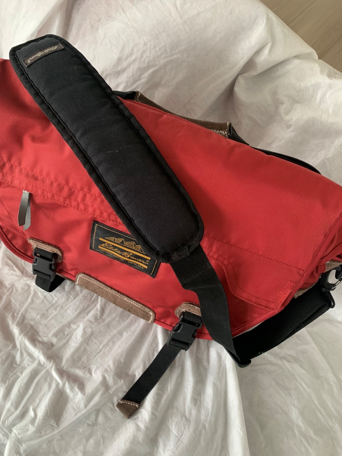 Eddie Bauer Messenger Shoulder Bag - Red - photo 3
