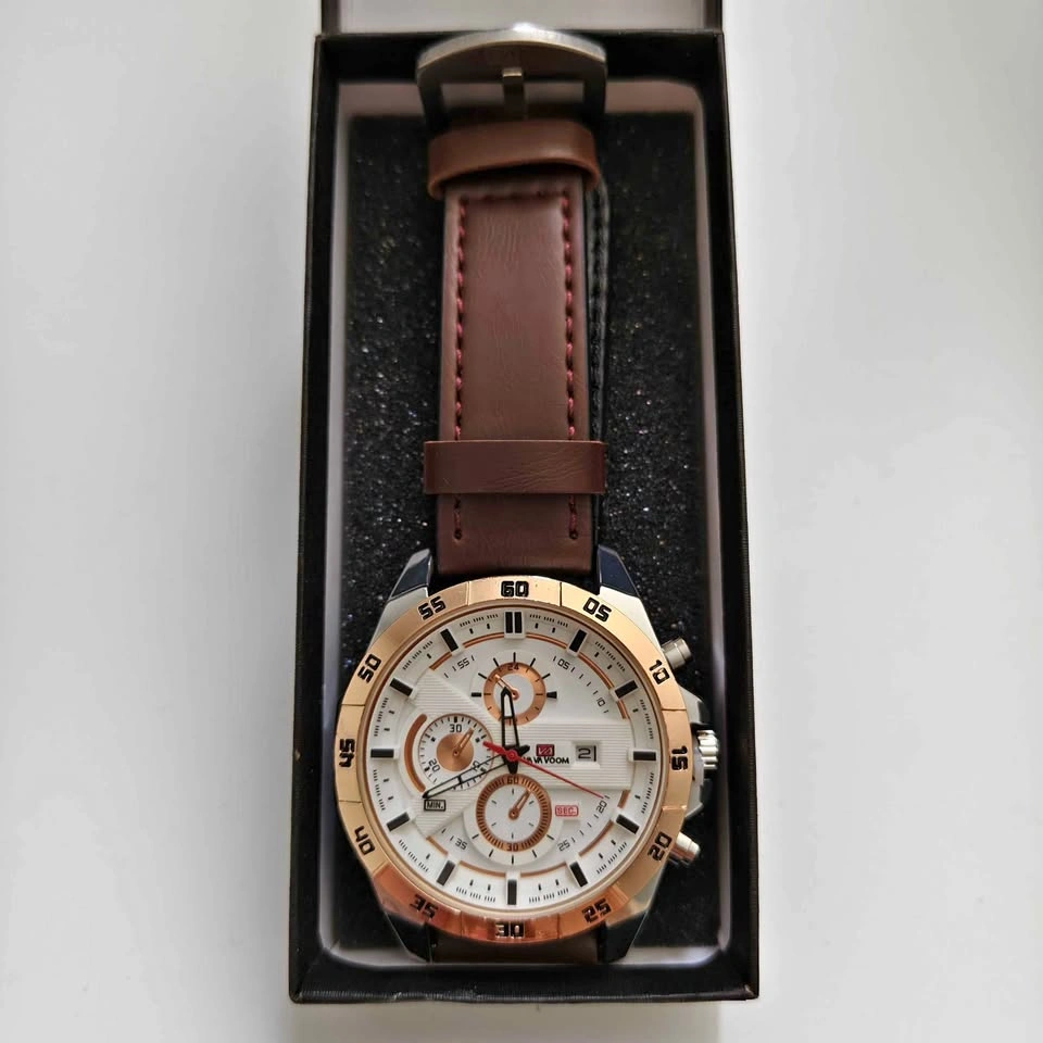 Nice Big Classic Sport Style Watch with brown strap