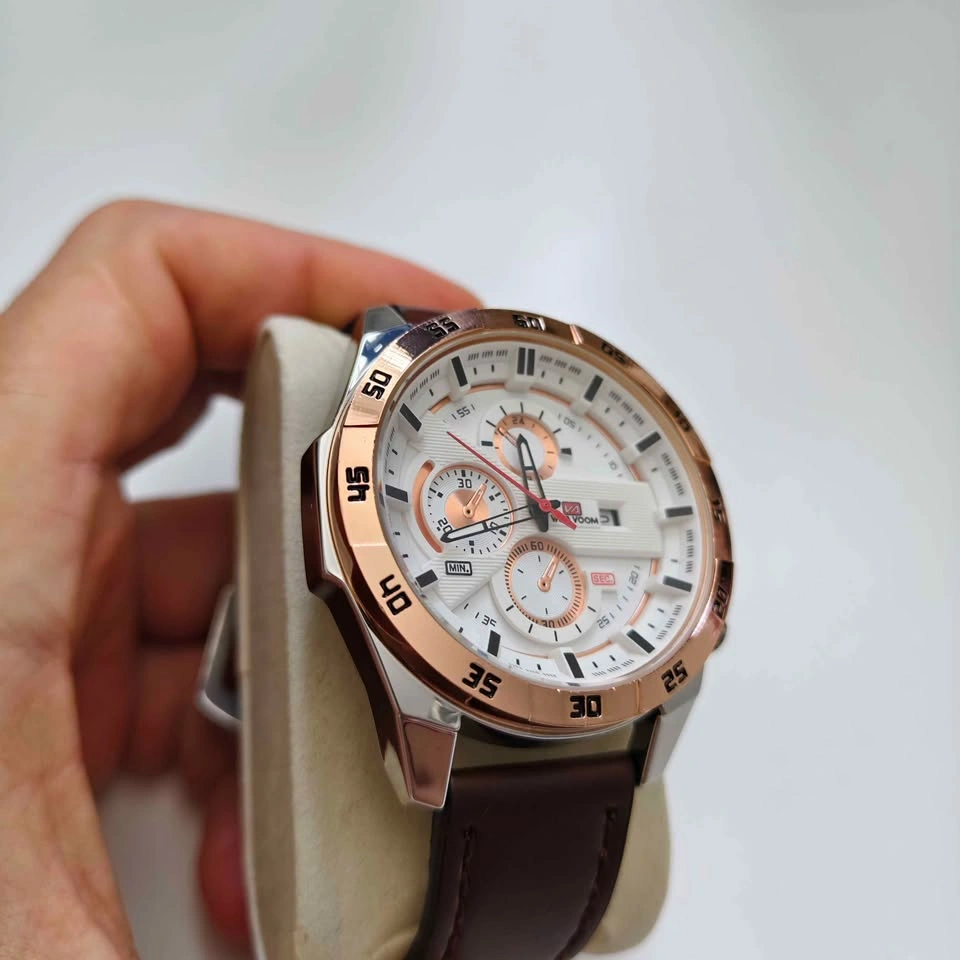 Nice Big Classic Sport Style Watch with brown strap - photo 4