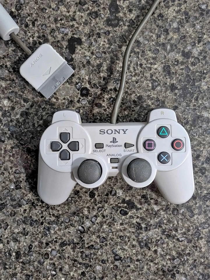 Sony Playstation 1 Dualshock controller