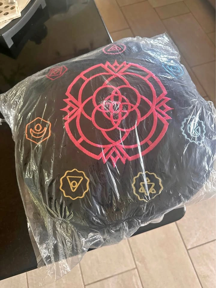Bean Products Meditation Cushion (Zafu) – New in Bag