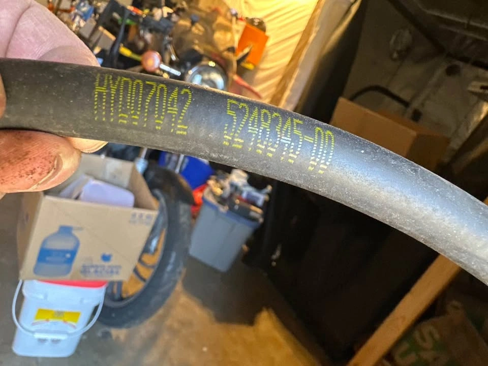 BOSS Snow plow OEM Parts Lot – Hydraulic Hoses, Hardware Kits - photo 4