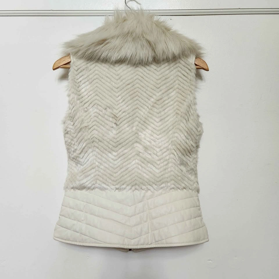 Guess faux leather vest excellent condition - photo 2