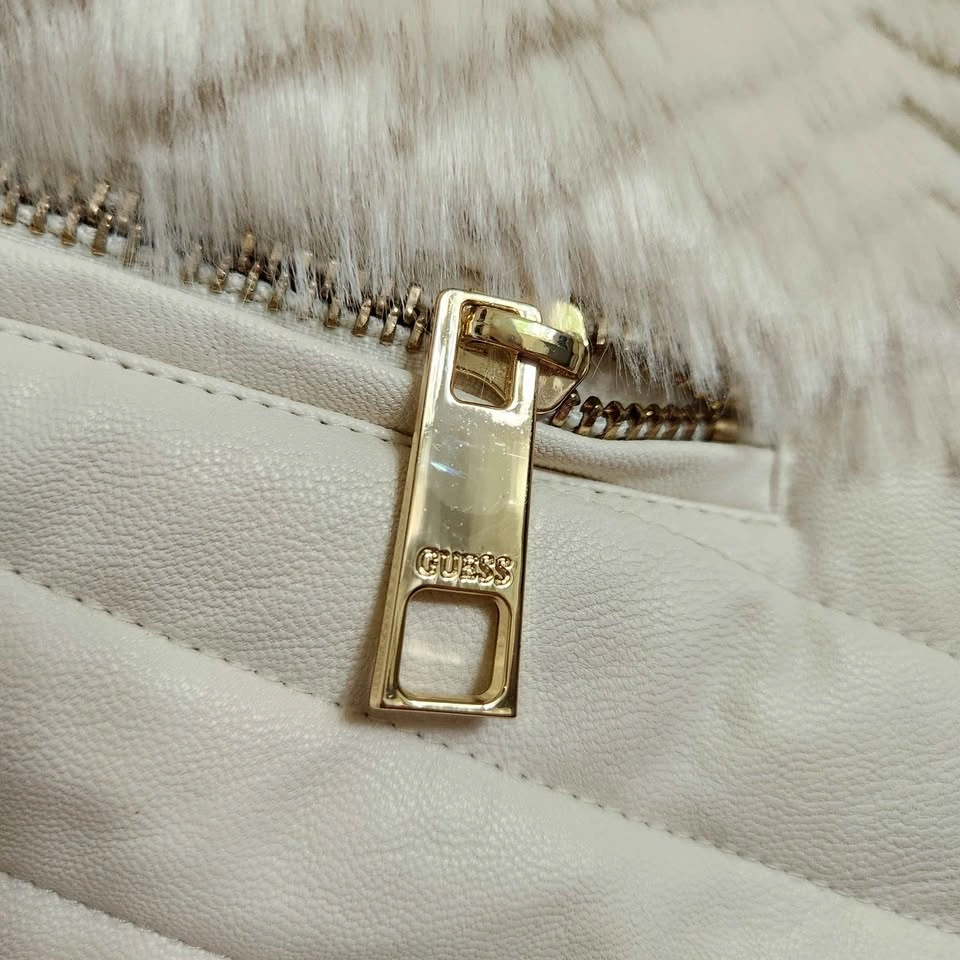 Guess faux leather vest excellent condition - photo 3