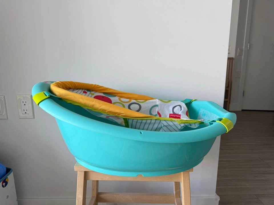 Fisher-Price Baby Bath Tub - photo 2