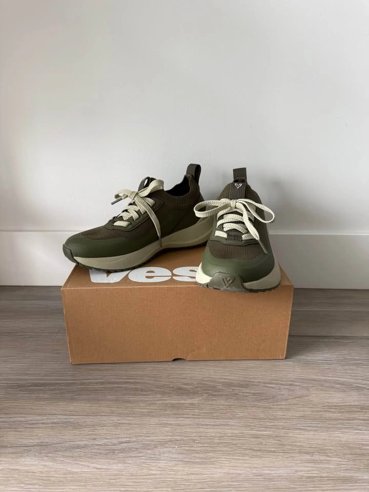 Vessi Women's Stormburst Low Top - Dark Moss/Trail Size 6 - photo 2