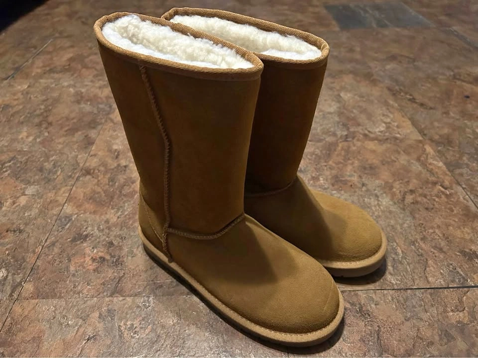 Koolaburra by UGG Women's KOOLA SHORT Fashion Boots - Chestnut,