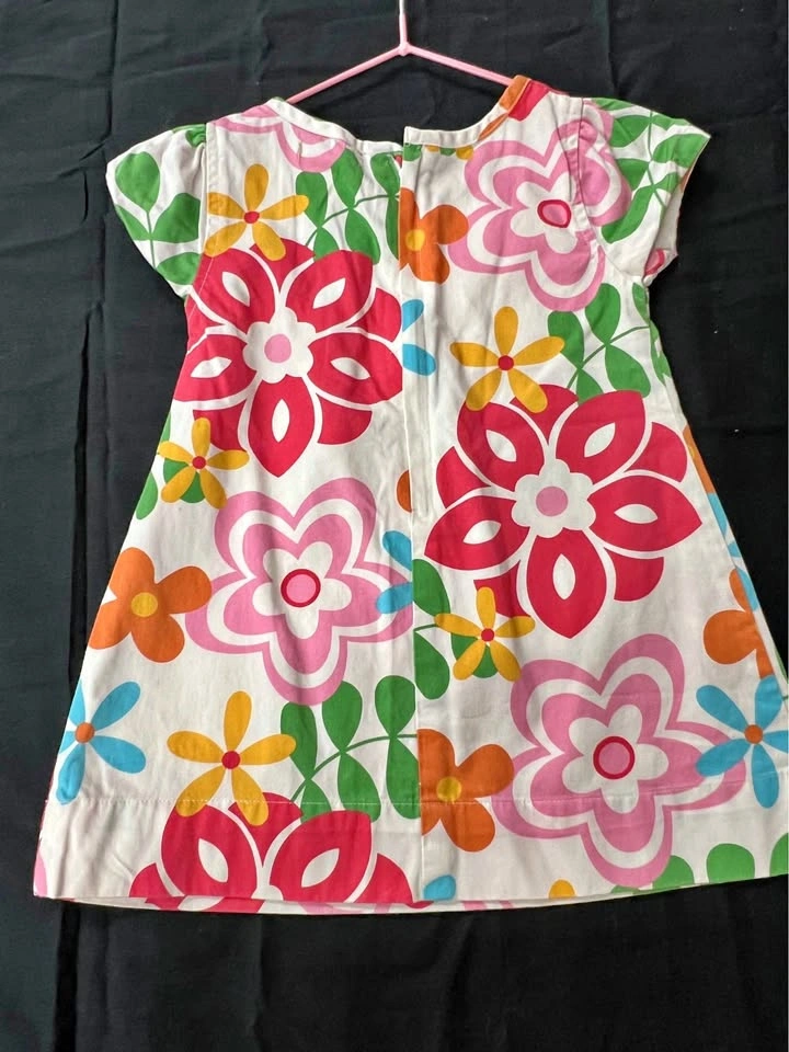 ⚽ Floral dress- Size 1 yr. old