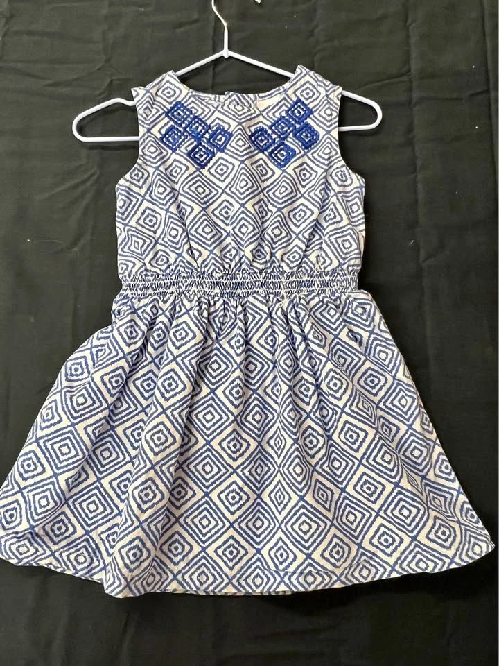 ⚽ Blue & White Pattern Dress - Size 24 Months