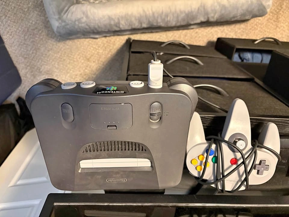 N64 with 4 games