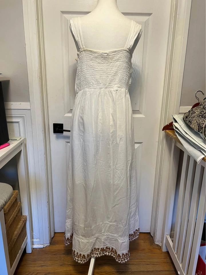 ⚽ White embroidered dress - photo 2