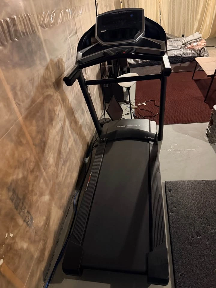 Pro-Form Treadmill - photo 3