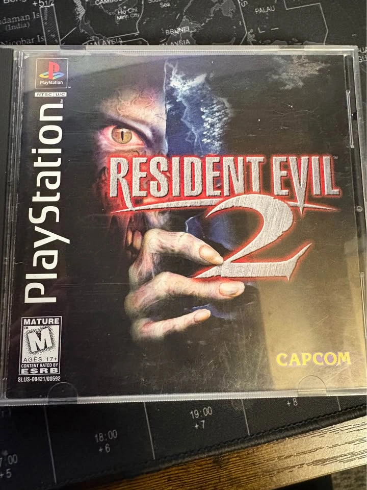 PlayStation 1 Horror Game Collection ( Resident Evil ) OBO - photo 3