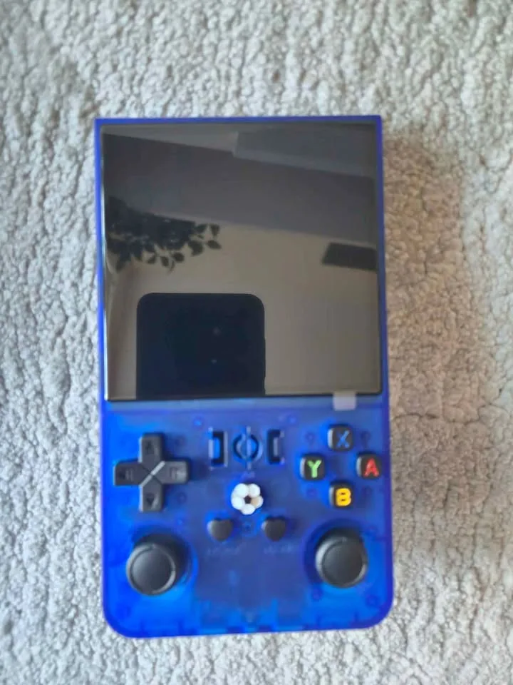 XISKT R36MAX 64gb + Batocera TF 256gb thumbnail