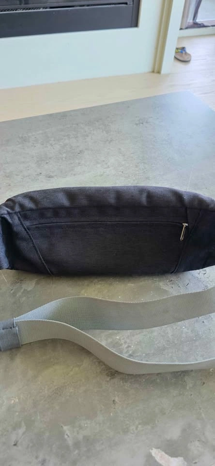 WATERFLY Durable and Roomy Fanny Pack / Sling Pack - photo 3