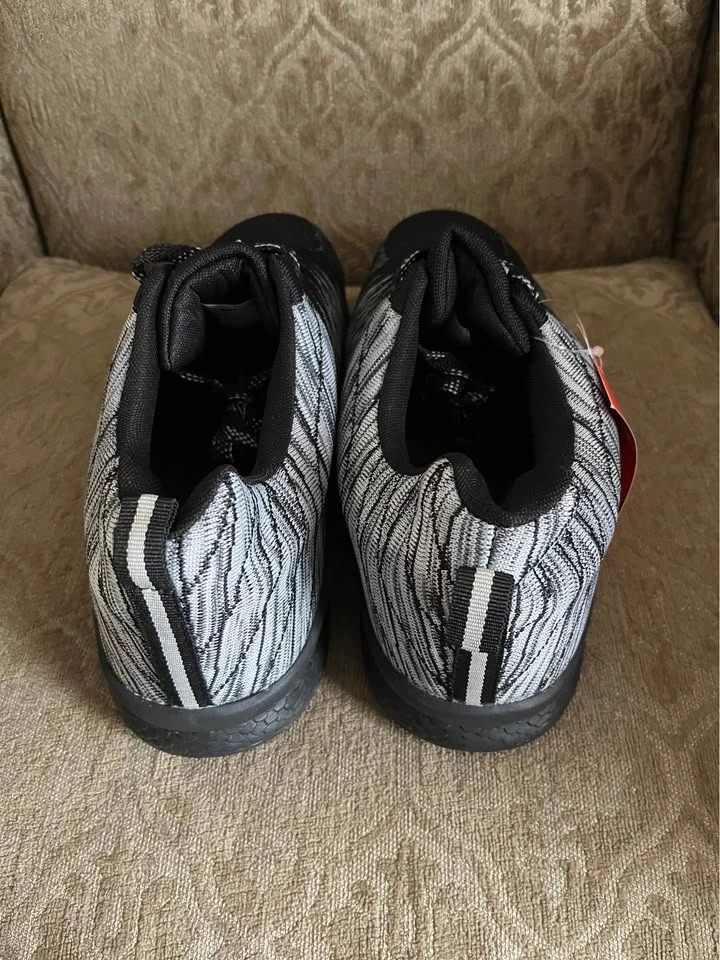 BELILENT Black White Patterned Safety Shoes ⚽️ - photo 2