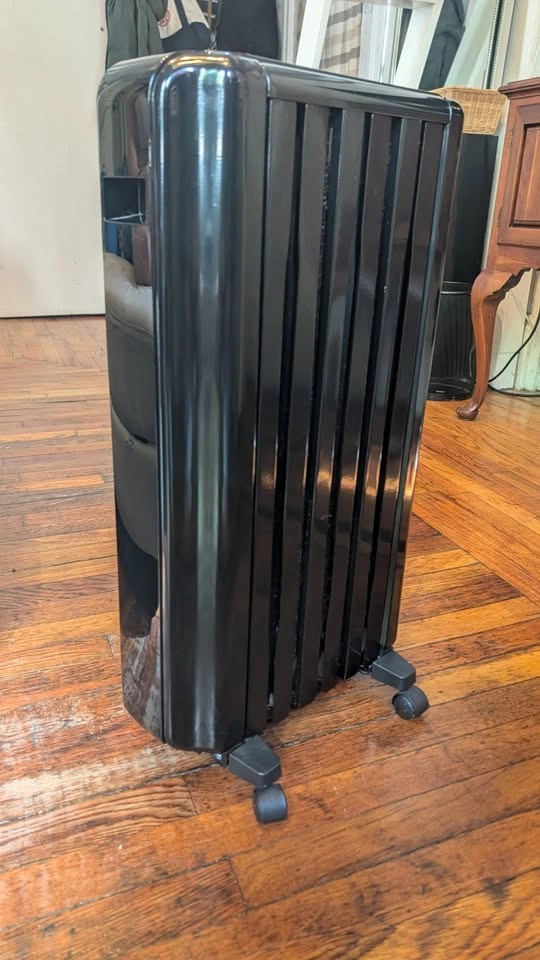 PELONIS 1500W Electric Oil-Filled Radiator Heater w/ Remote - photo 3