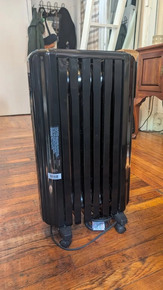 PELONIS 1500W Electric Oil-Filled Radiator Heater w/ Remote - photo 4