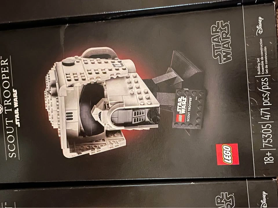 LEGO Star Wars Scout Trooper Helmet 75305 - Retired - New - photo 3