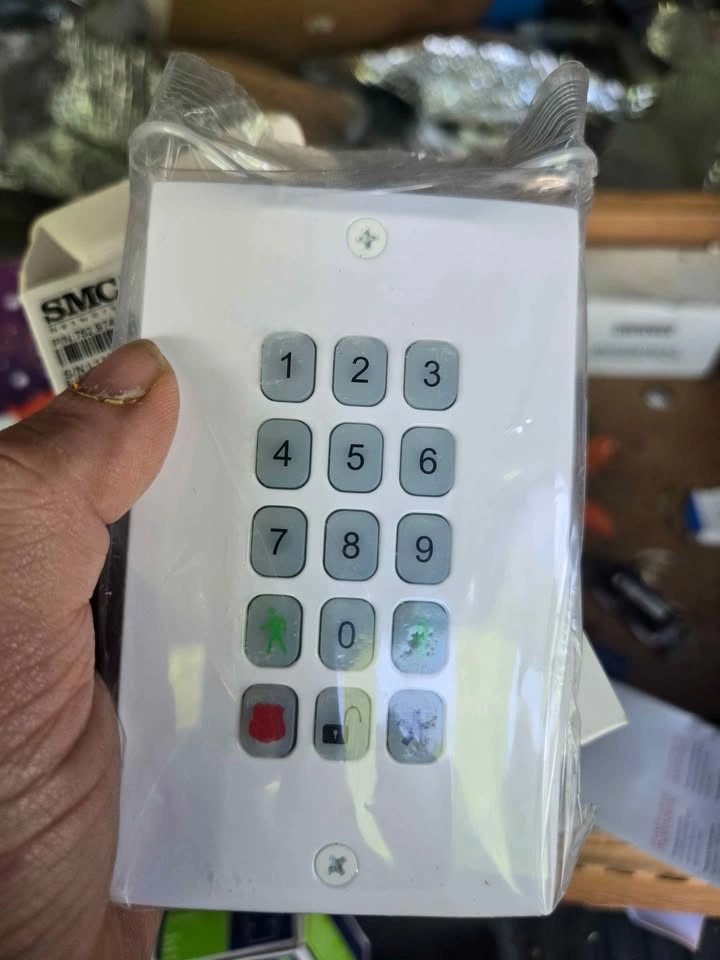 Home Security, Smart Home Lot - Individual Prices or Bundle - photo 4