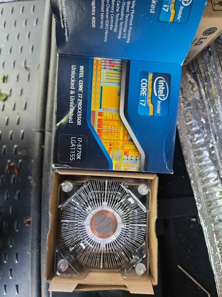 Intel CPU Stock Coolers - E97378-001 (LGA 1150 / 1155) - photo 3