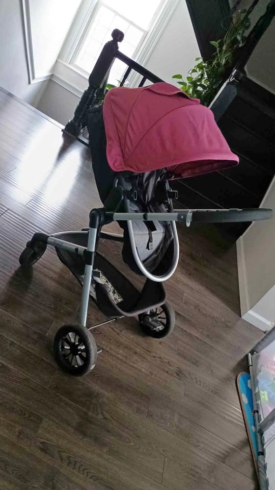Evenflo Pivot Stroller