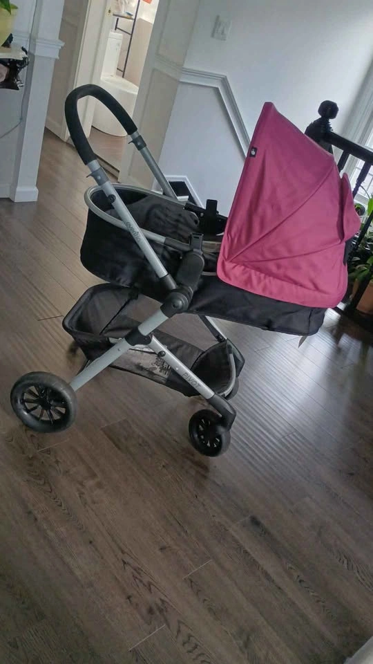 Evenflo Pivot Stroller - photo 5