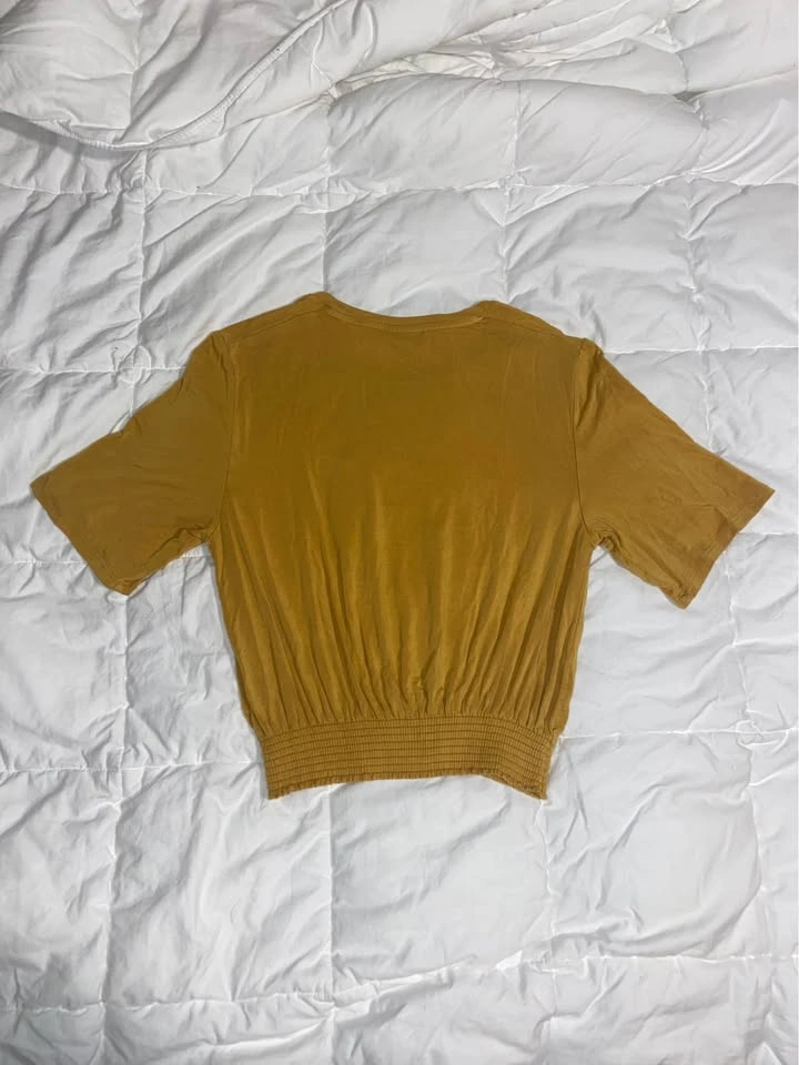 Cute Yellow Babaton Smocked Waist T-Shirt - photo 2