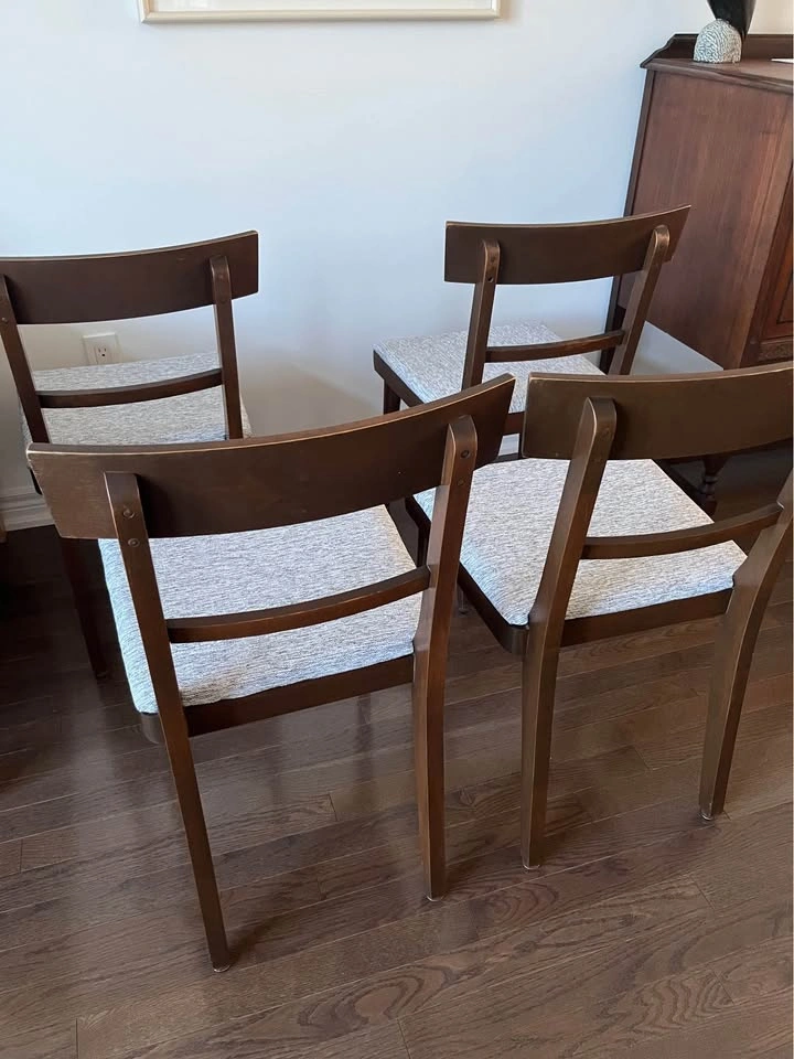 Set of 4 Mid-Century Modern walnut Dining Chairs by Knechtel - photo 4
